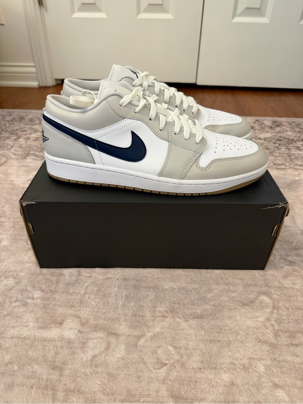 Spotless Nike Air Jordan 1 Low - White / Light Gray / Navy worn twice